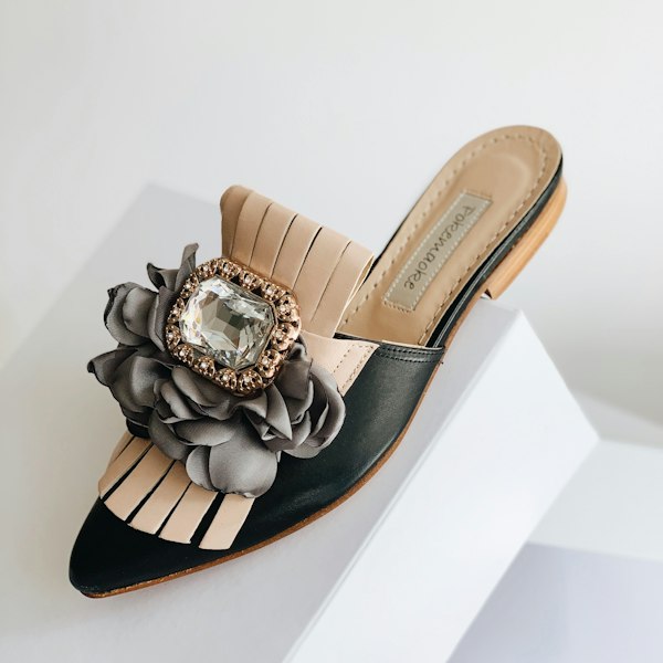 صندل جواهری
